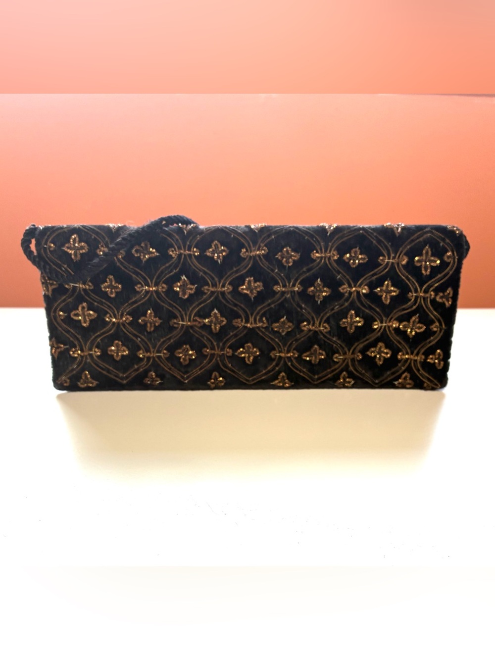 Vintage Velvet Gold Patternt Clutch - Picture 5 of 16